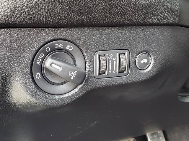 Used 2022 Dodge Challenger R/T w/ Shaker Package RWD image 8