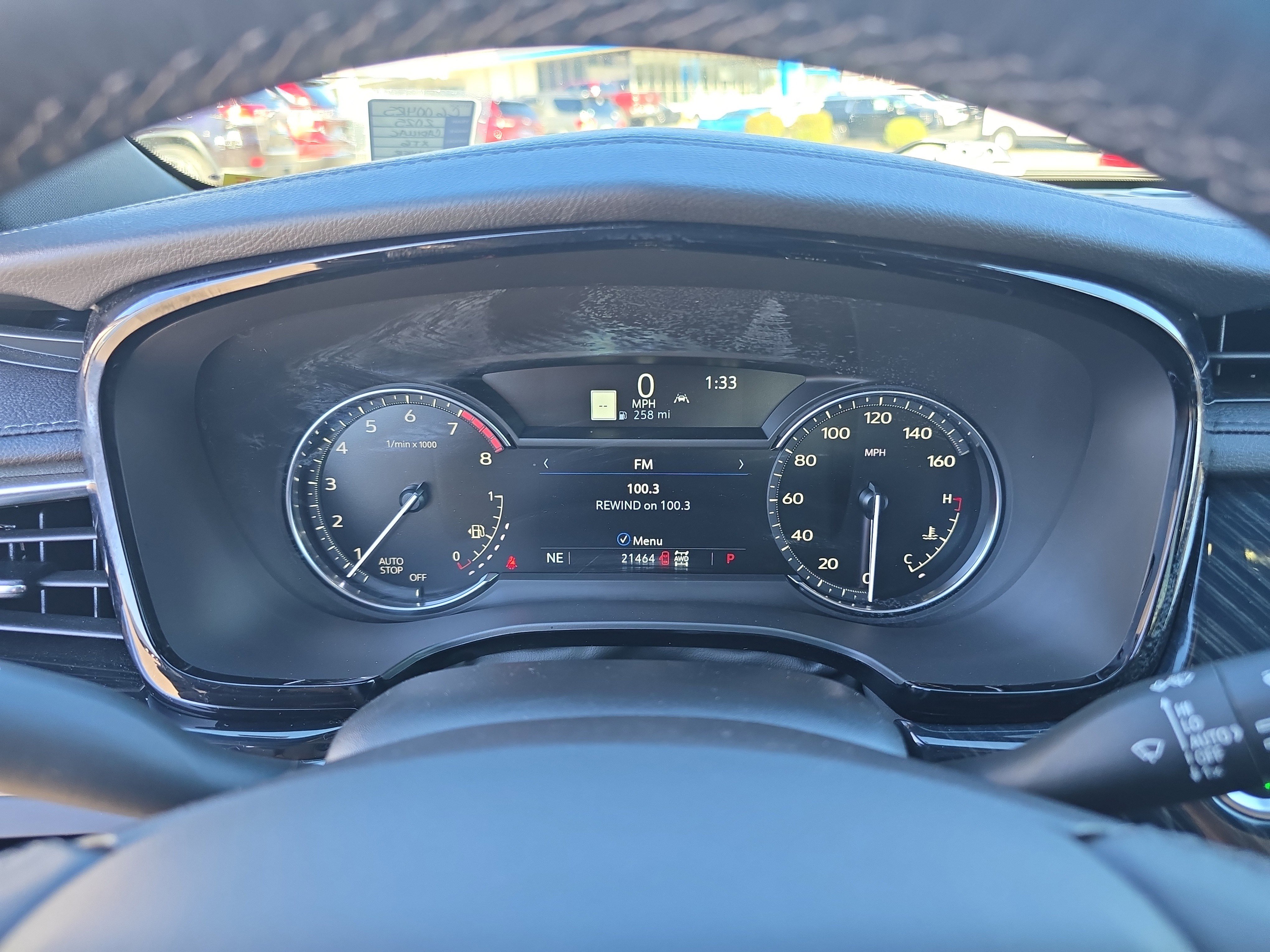 Used 2025 Cadillac XT6 Premium Luxury image 33