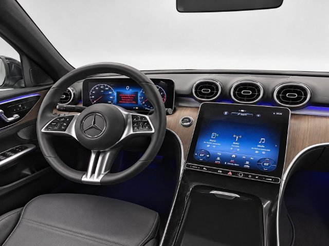 Used 2024 Mercedes-Benz C 300 4MATIC Sedan image 27