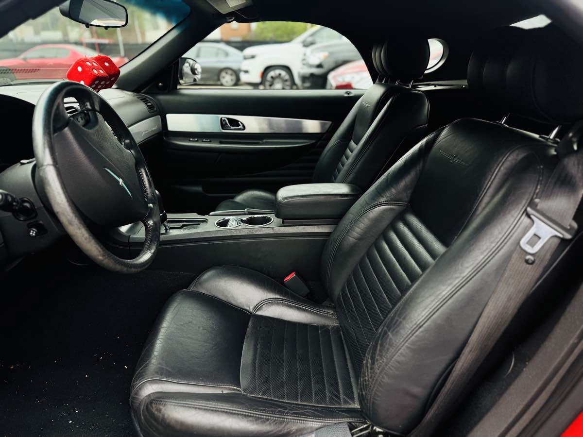 Used 2002 Ford Thunderbird RWD image 16