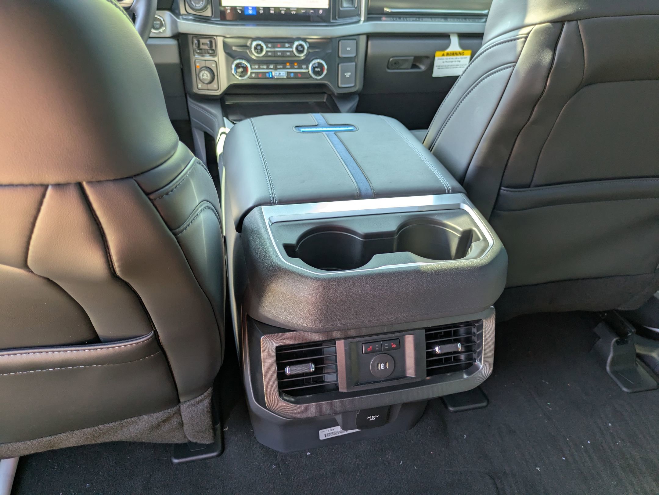 New 2026 Ford F250 Platinum w/ Tremor Off-Road Package image 32