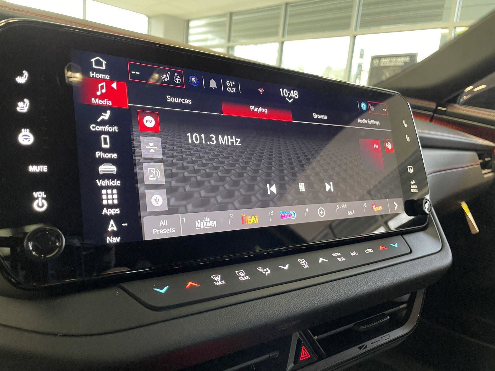 New 2024 Dodge Charger R/T w/ Plus Group image 12