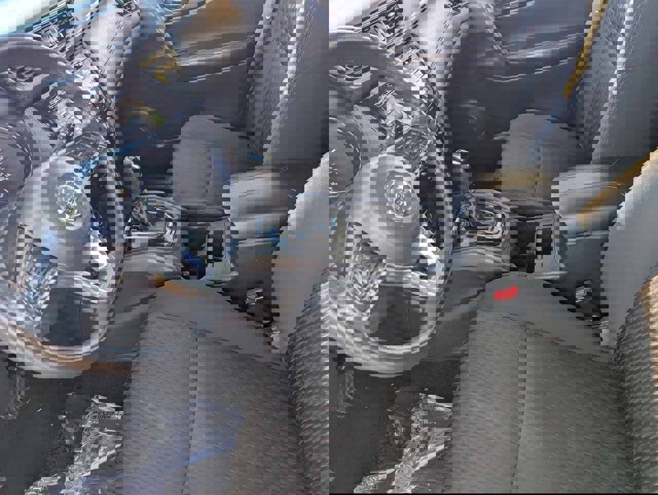 Used 2017 Nissan Rogue S w/ S Family Package image 25