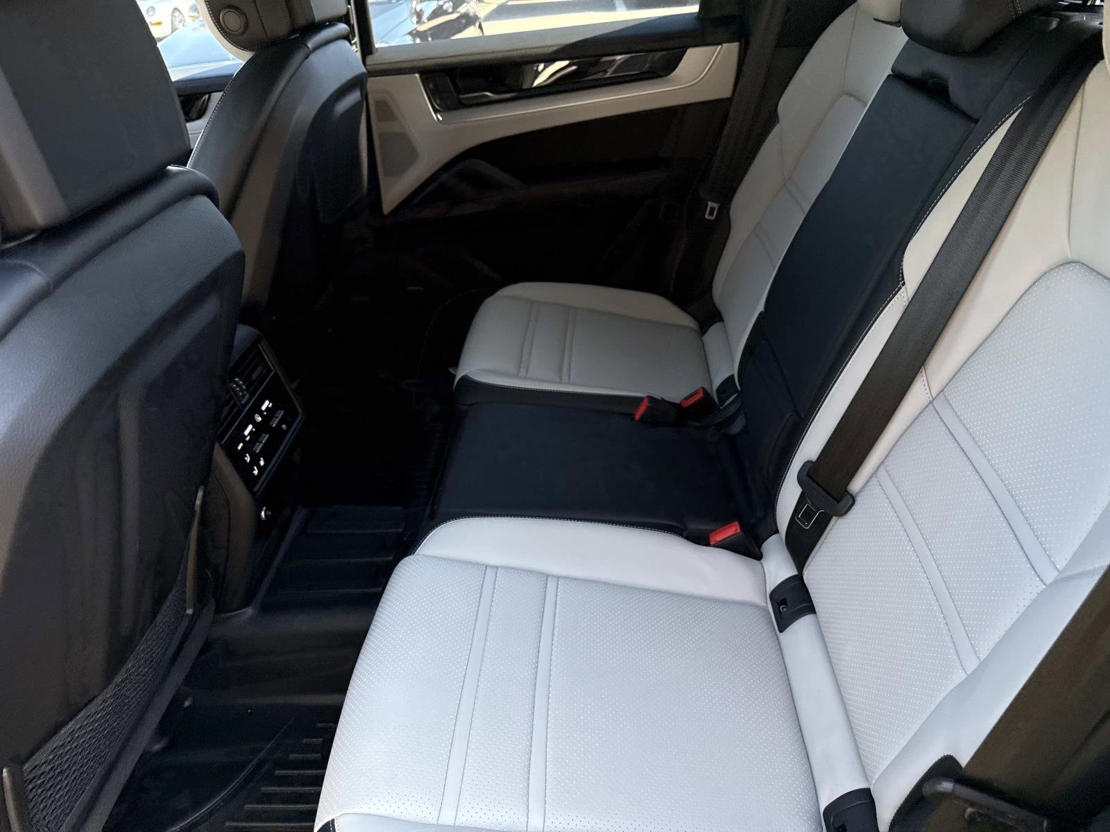 Certified 2024 Porsche Cayenne S image 16