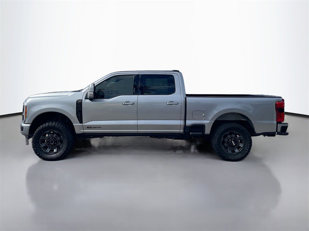 Used 2023 Ford F250 Lariat w/ Sport Appearance Package image 4
