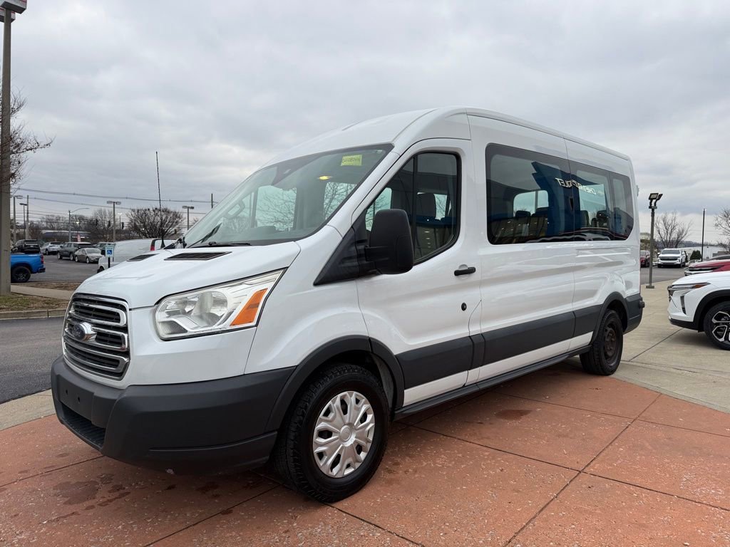 Used 2018 Ford Transit 350 XLT image 3