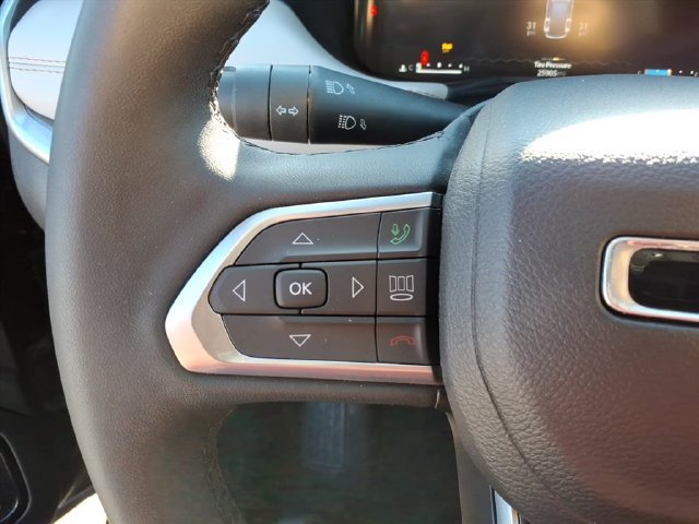 Used 2024 Jeep Compass Limited w/ Elite Group AWD/4WD image 18