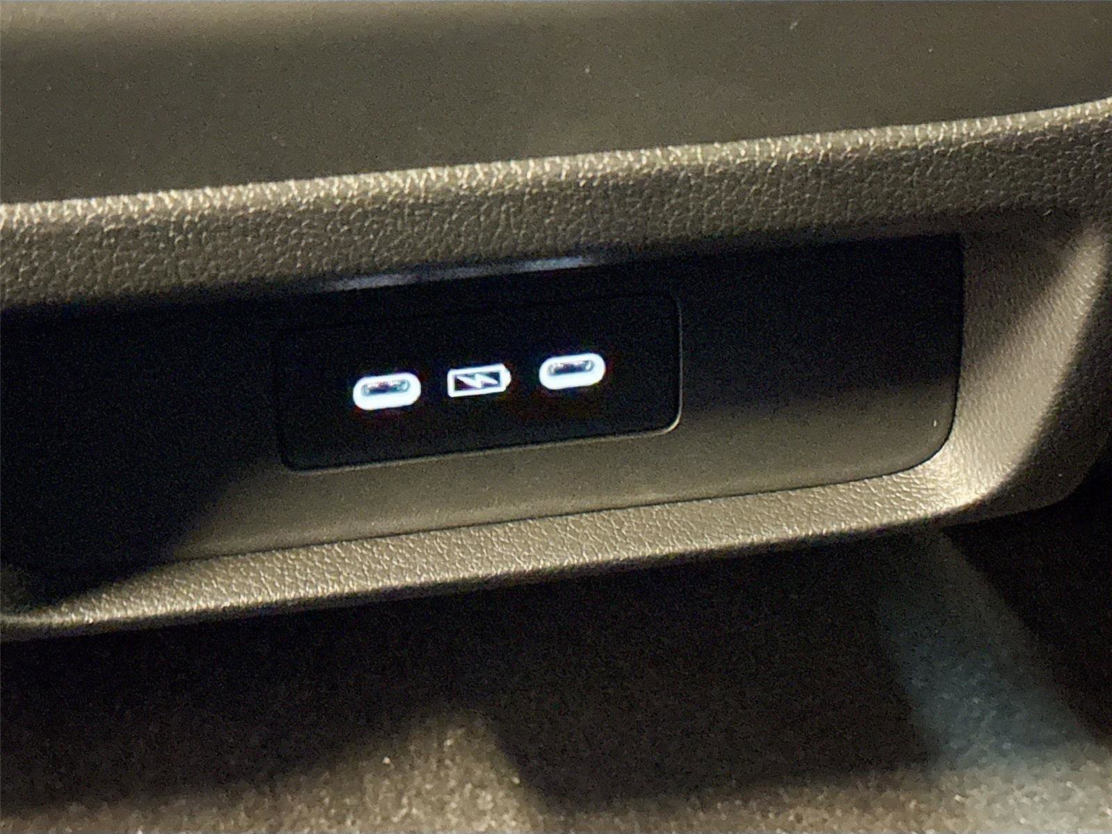 New 2026 Honda Odyssey Touring image 24