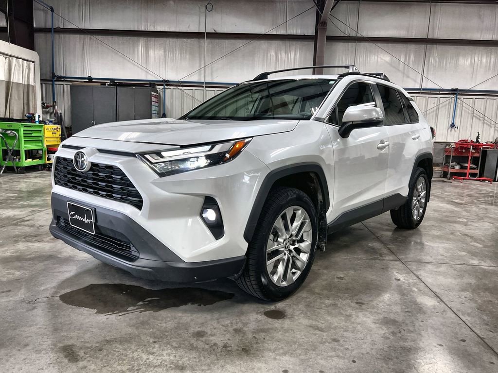 Used 2024 Toyota RAV4 XLE Premium image 4