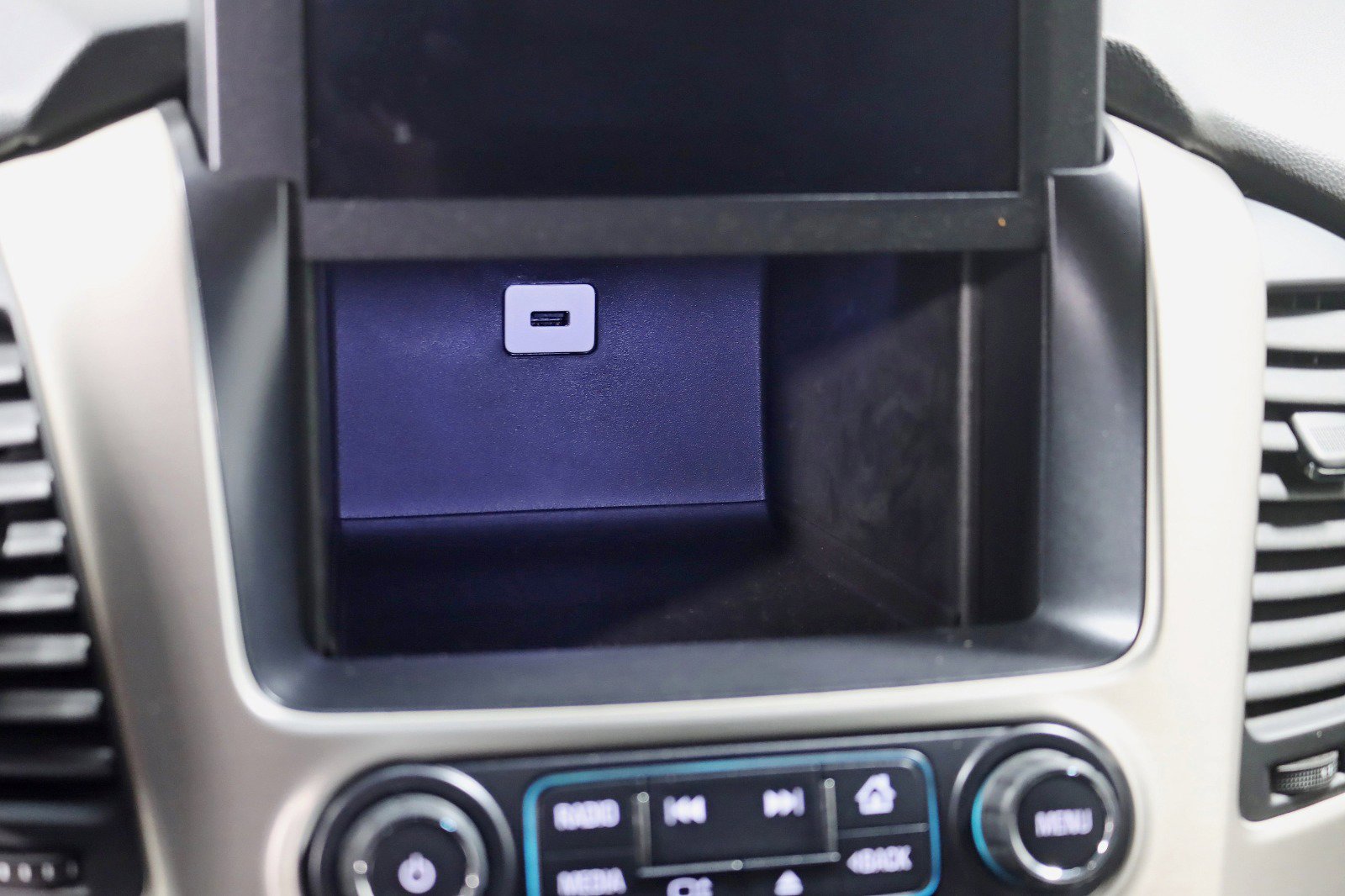 Used 2019 GMC Yukon Denali image 24