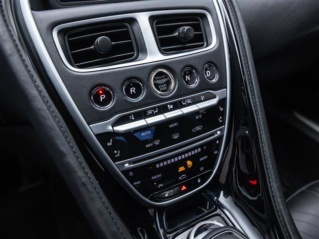Used 2019 Aston Martin DB11 Base image 9