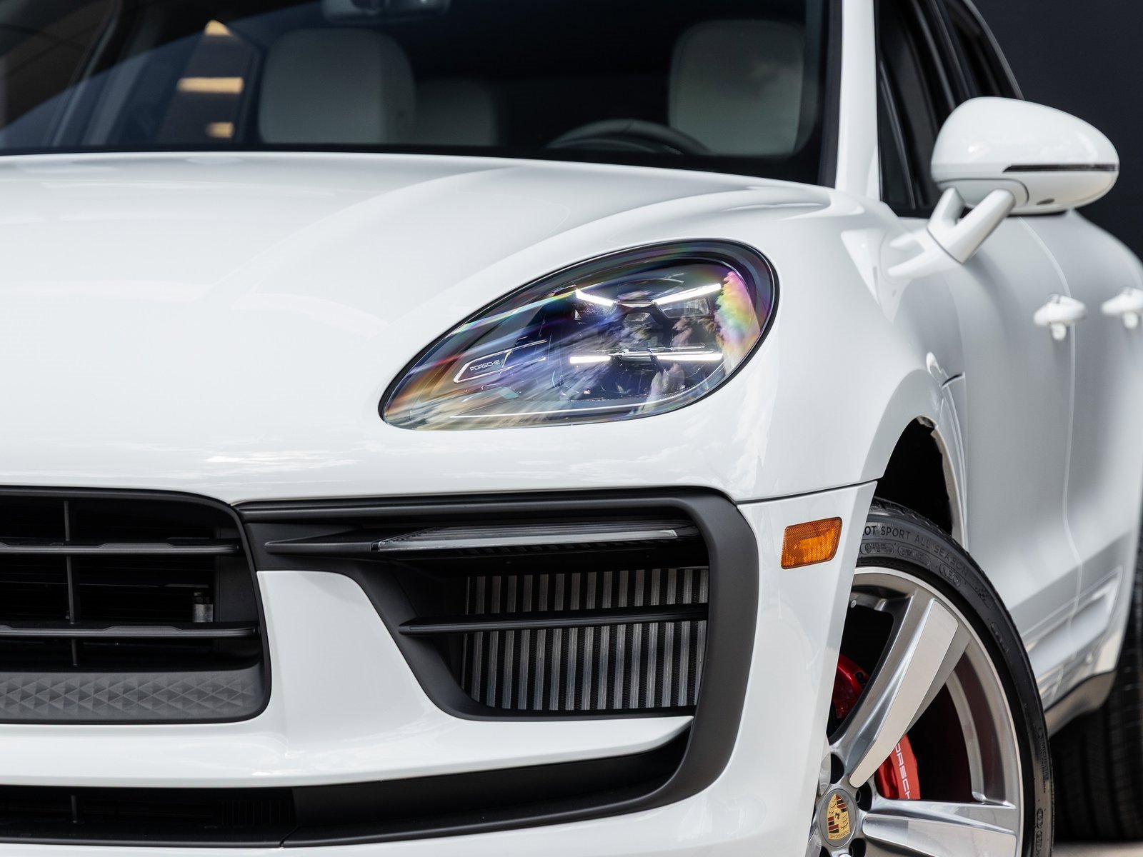 New 2026 Porsche Macan S image 18