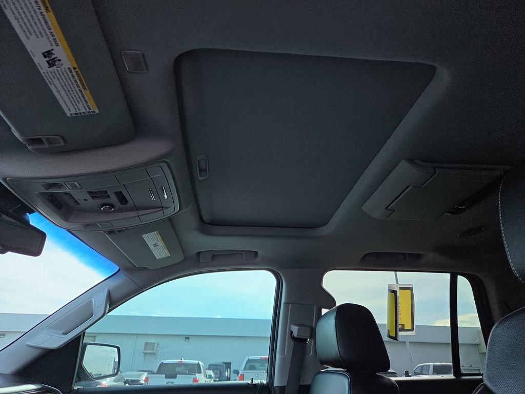 Used 2018 Chevrolet Tahoe Premier image 19