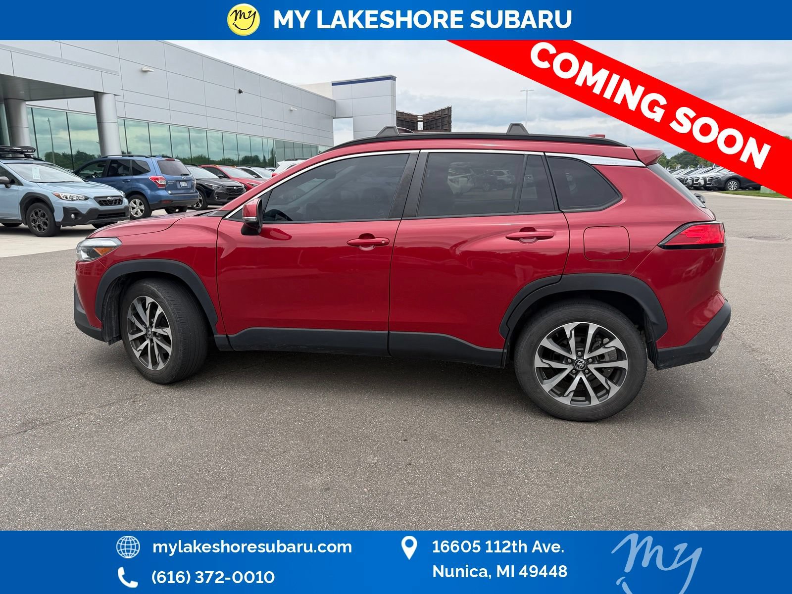 Used 2022 Toyota Corolla Cross XLE AWD/4WD image 4