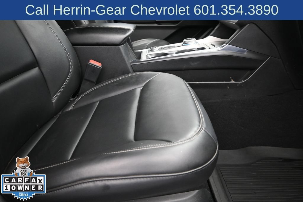 Used 2023 Ford Explorer XLT w/ Equipment Group 202A AWD/4WD image 25