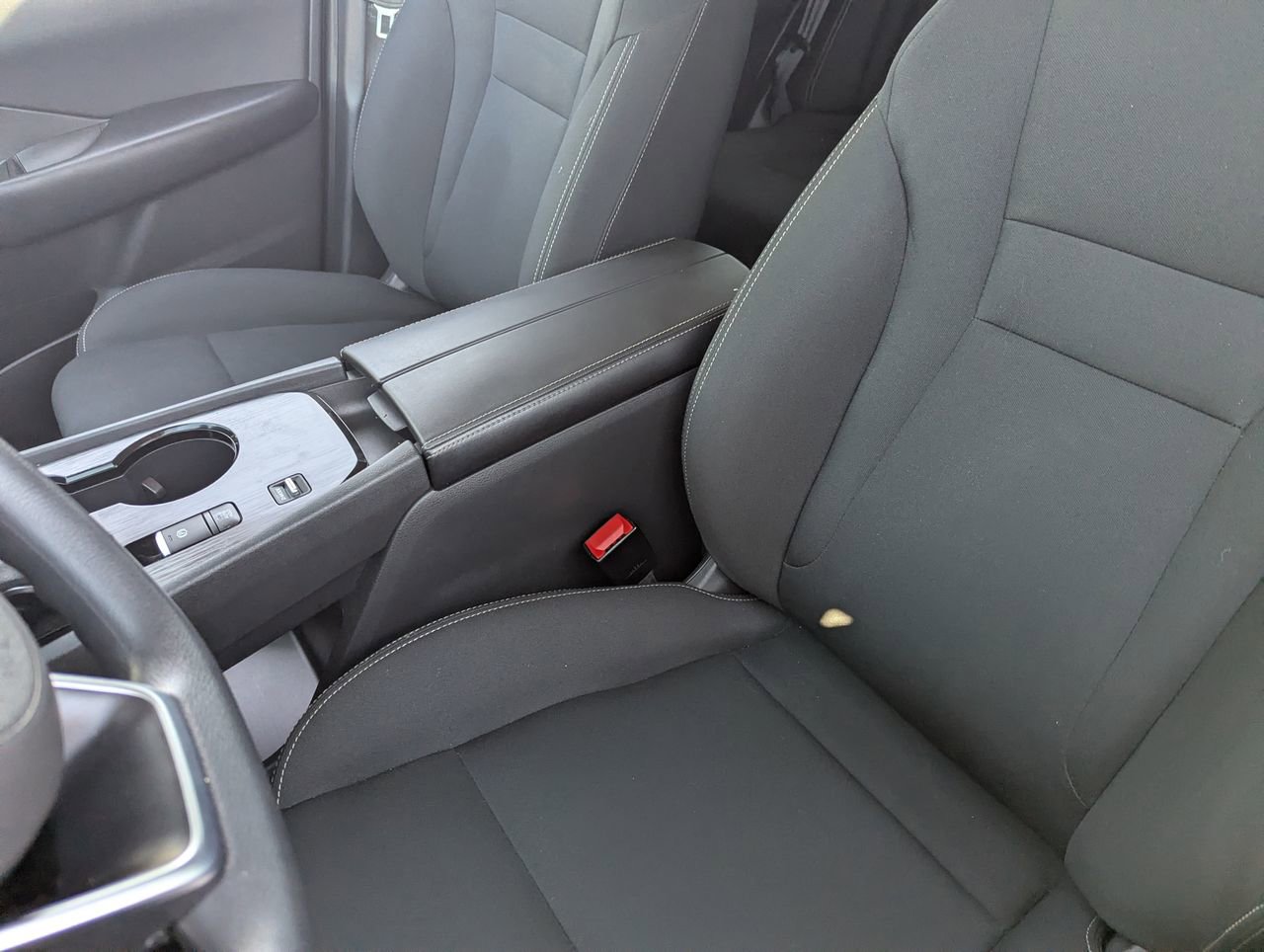 Certified 2024 Nissan Rogue S image 20