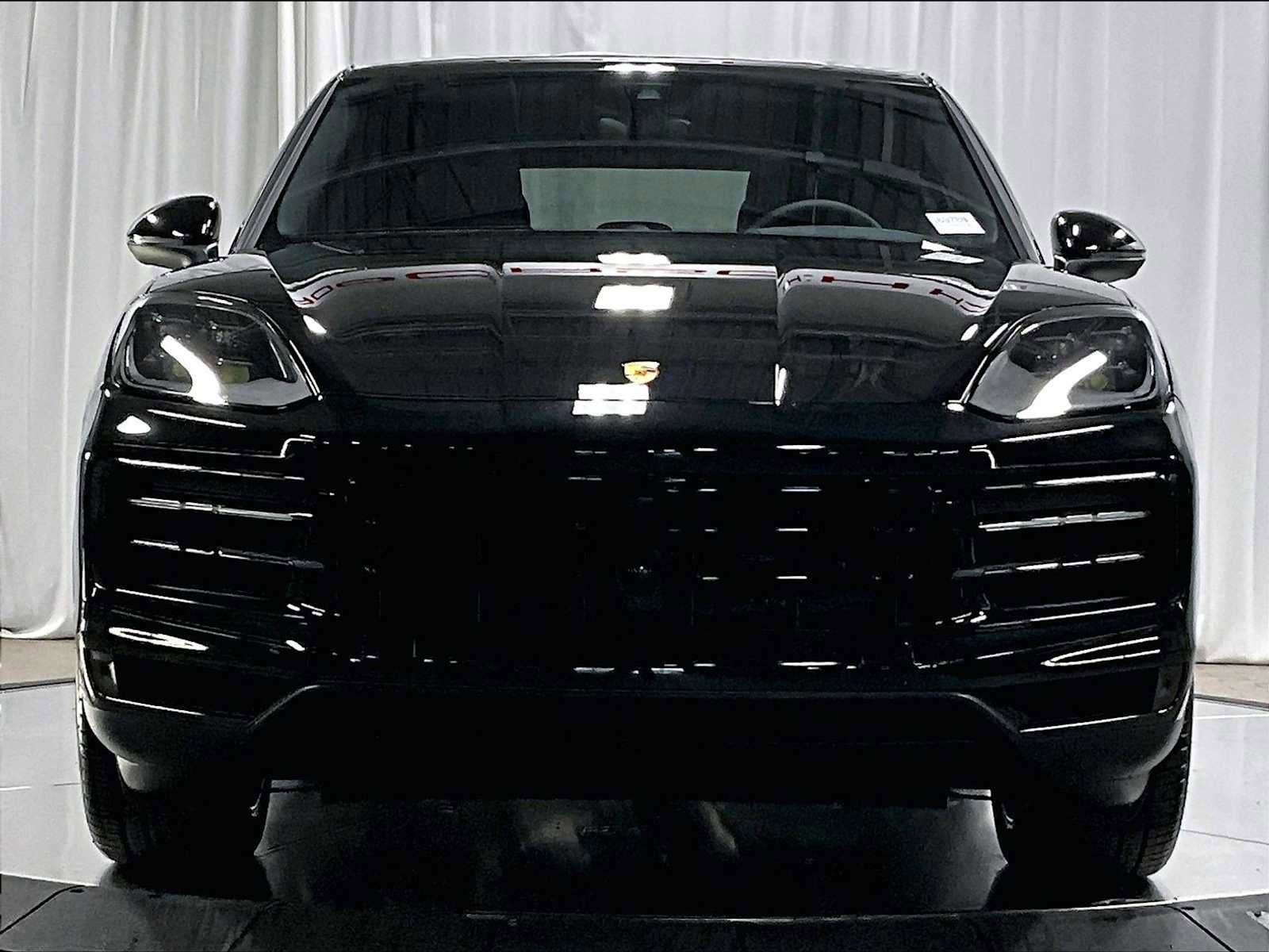 New 2026 Porsche Cayenne S image 10
