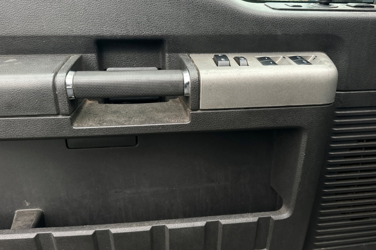 Used 2013 Ford F350 Lariat w/ Lariat Chrome Pkg image 11