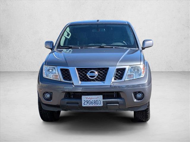 Used 2018 Nissan Frontier PRO-4X AWD/4WD image 2