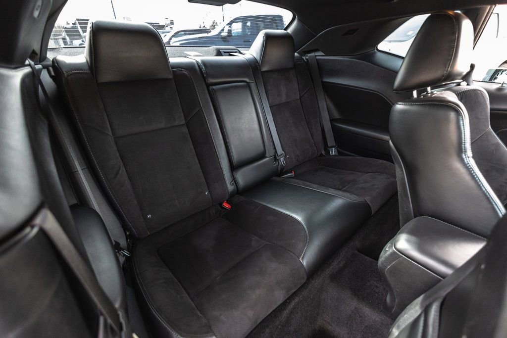 Used 2018 Dodge Challenger R/T Scat Pack image 29