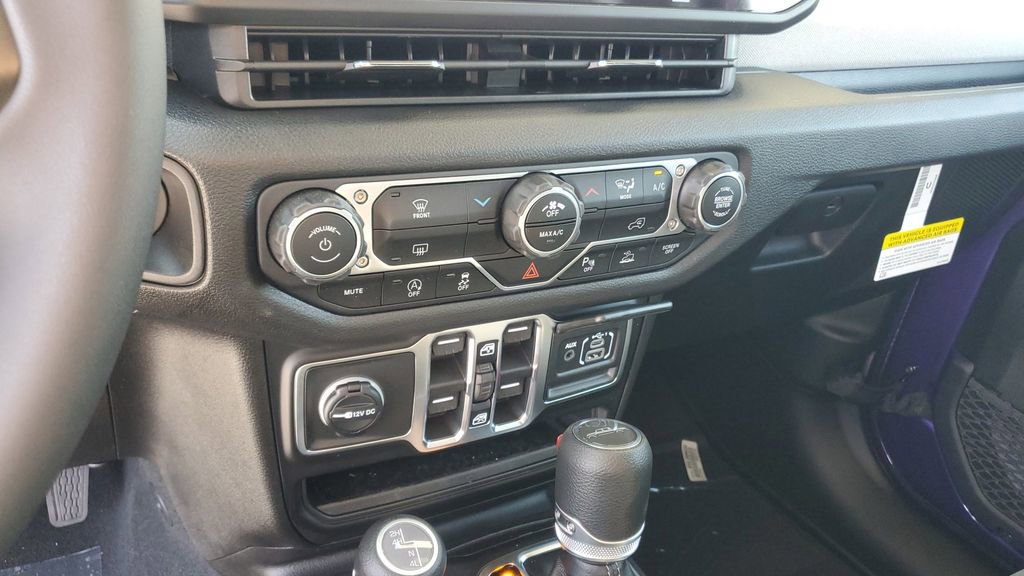 New 2026 Jeep Gladiator Sport image 29