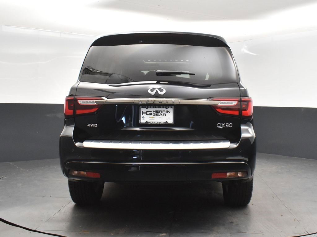 Used 2023 INFINITI QX80 Premium Select w/ Cargo Package image 7