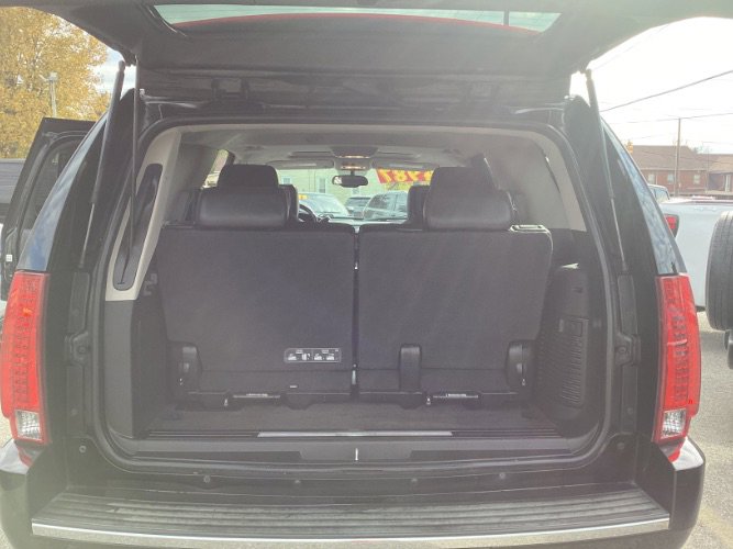 Used 2011 Cadillac Escalade Base w/ Touring Package image 6