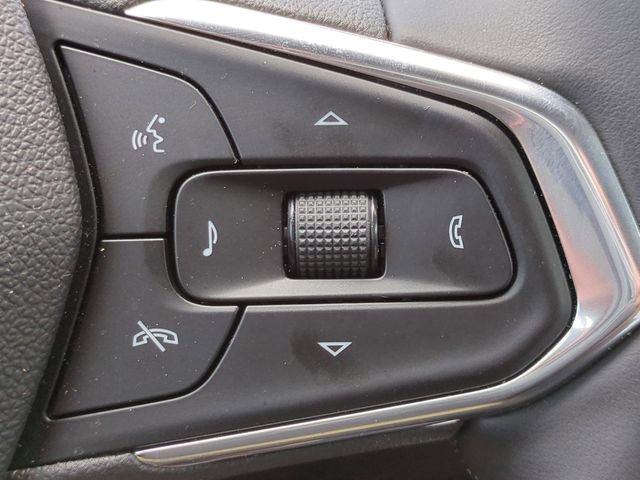 Used 2025 Chevrolet Trax LT w/ Driver Confidence Package image 24