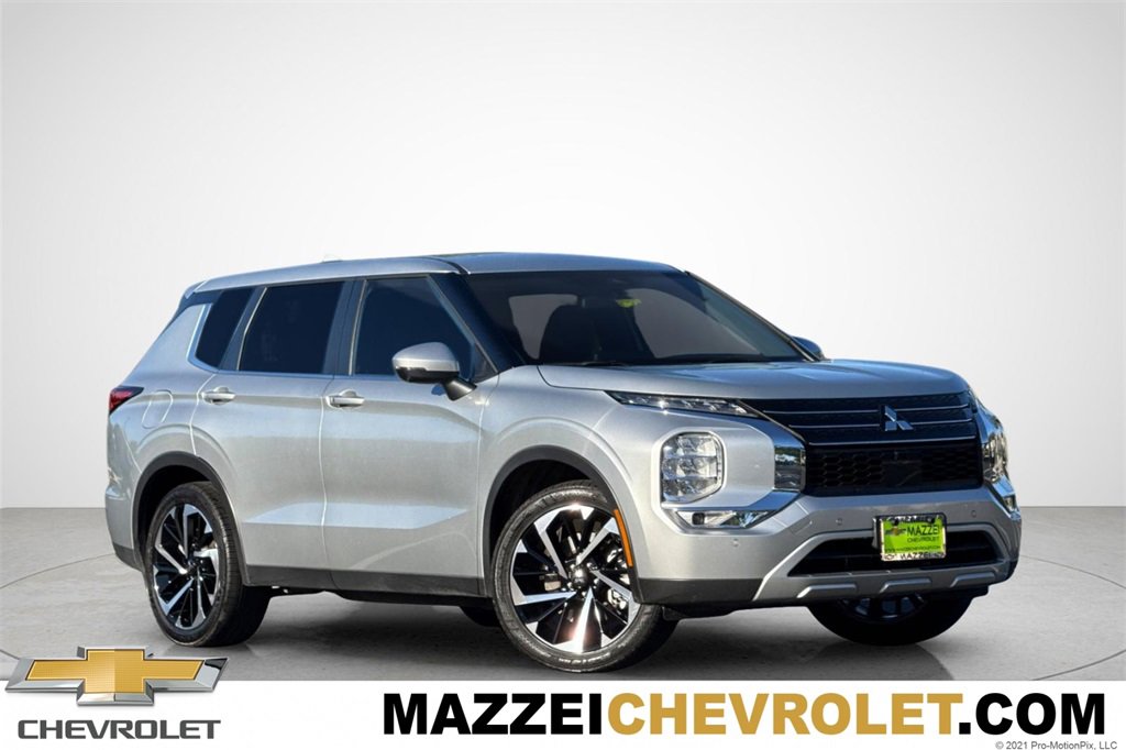 Used 2024 Mitsubishi Outlander FWD