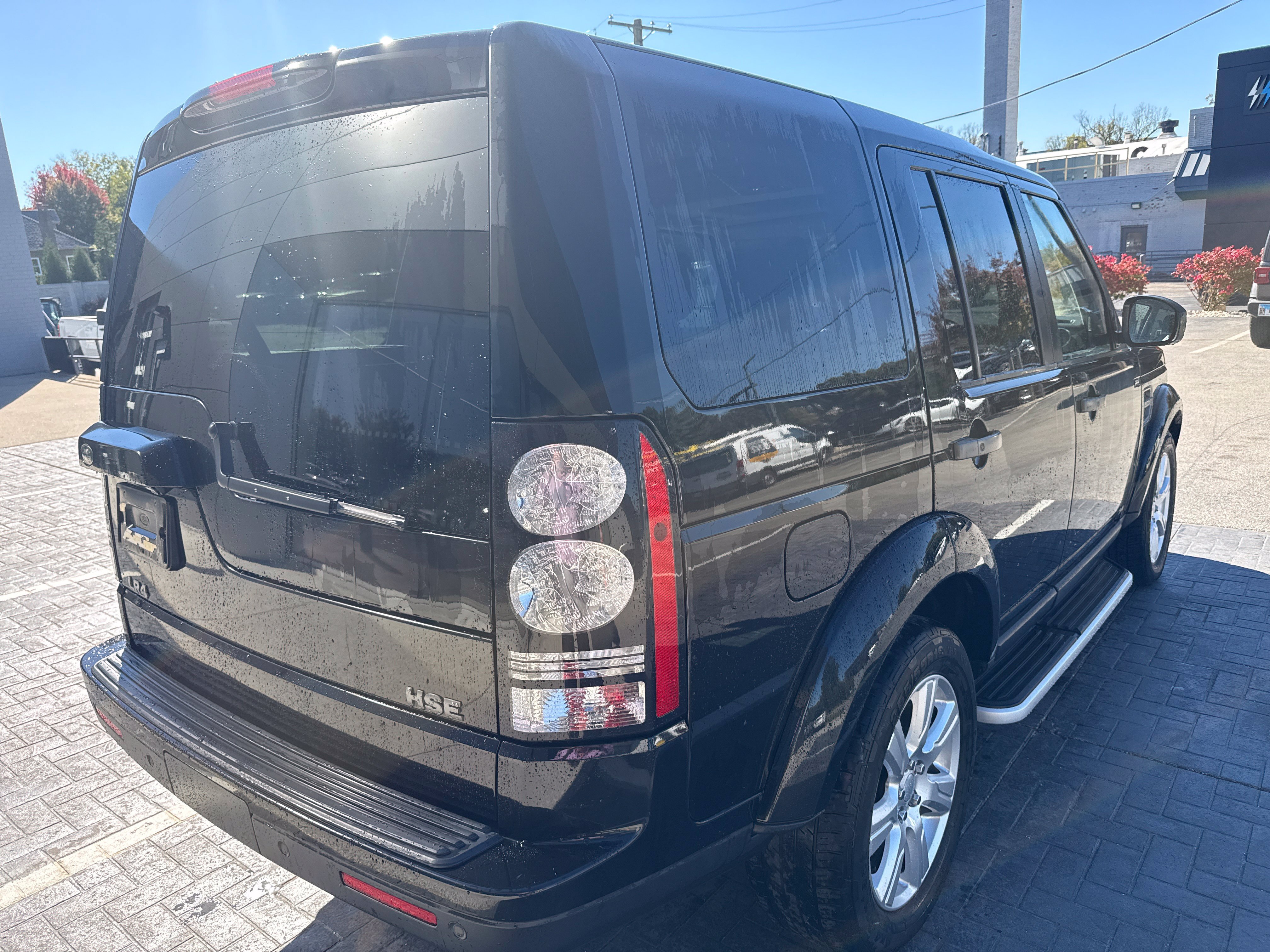 Used 2016 Land Rover LR4 HSE AWD/4WD image 5