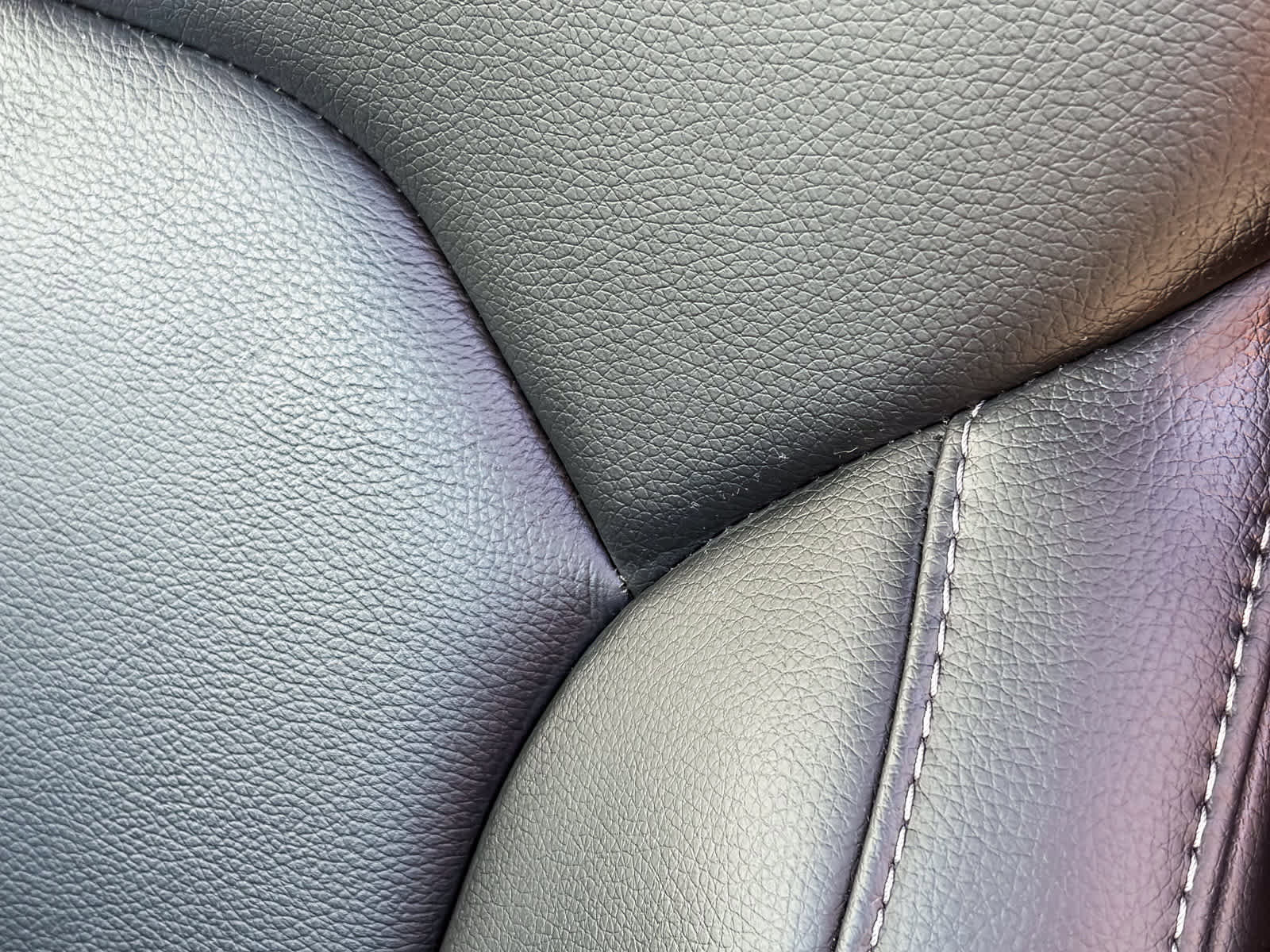 Used 2024 Honda Pilot Touring image 24