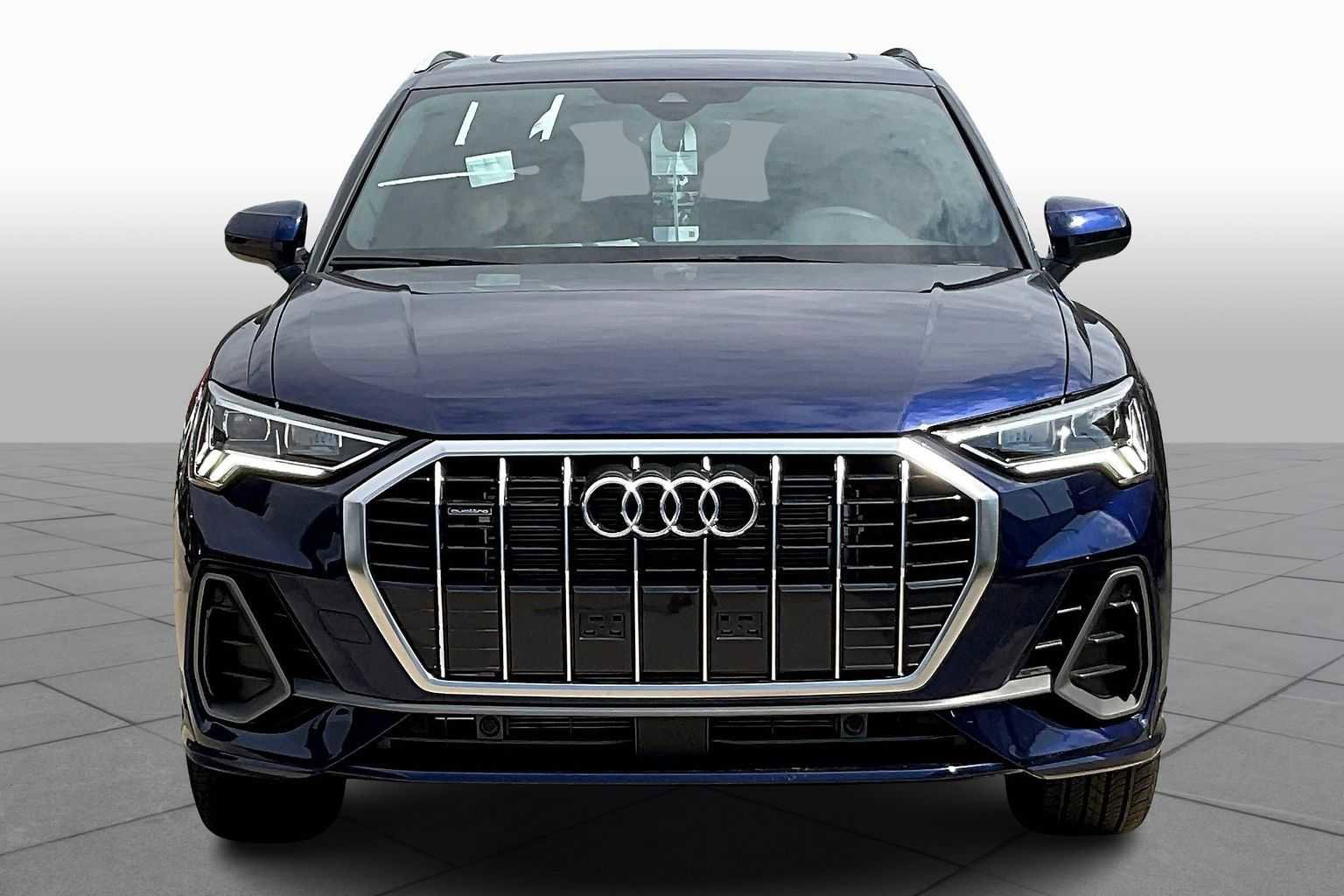 New 2025 Audi Q3 2.0T Premium w/ Convenience Package AWD/4WD image 3
