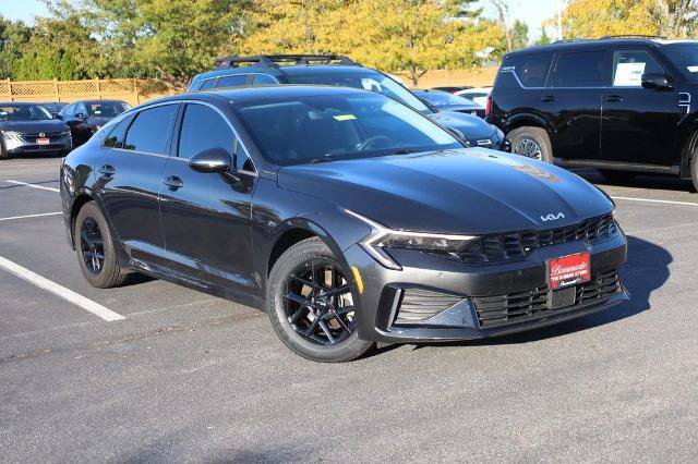Used 2025 Kia K5 LXS FWD image 2