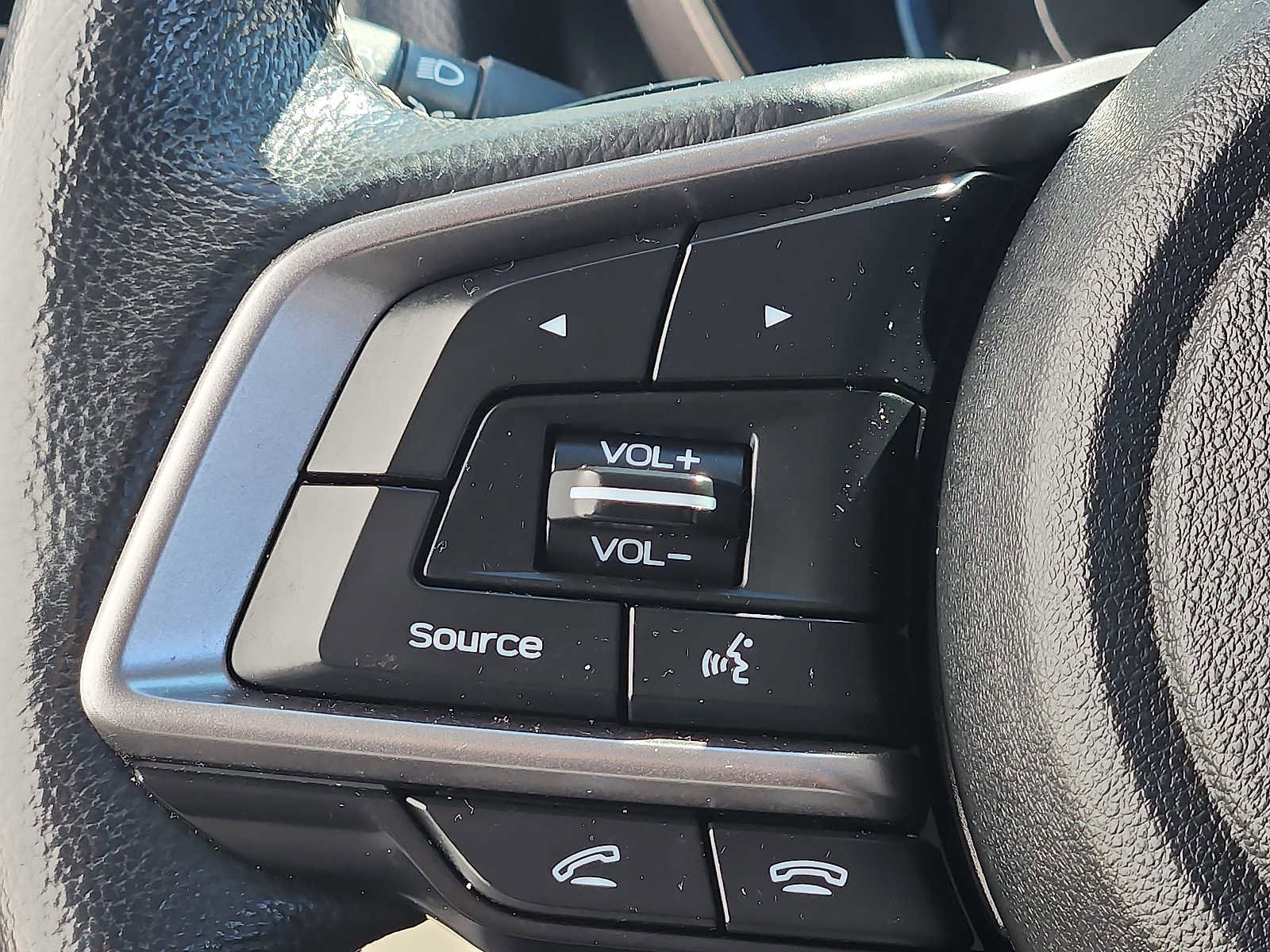 Used 2022 Subaru Ascent Limited w/ Technology Package image 21