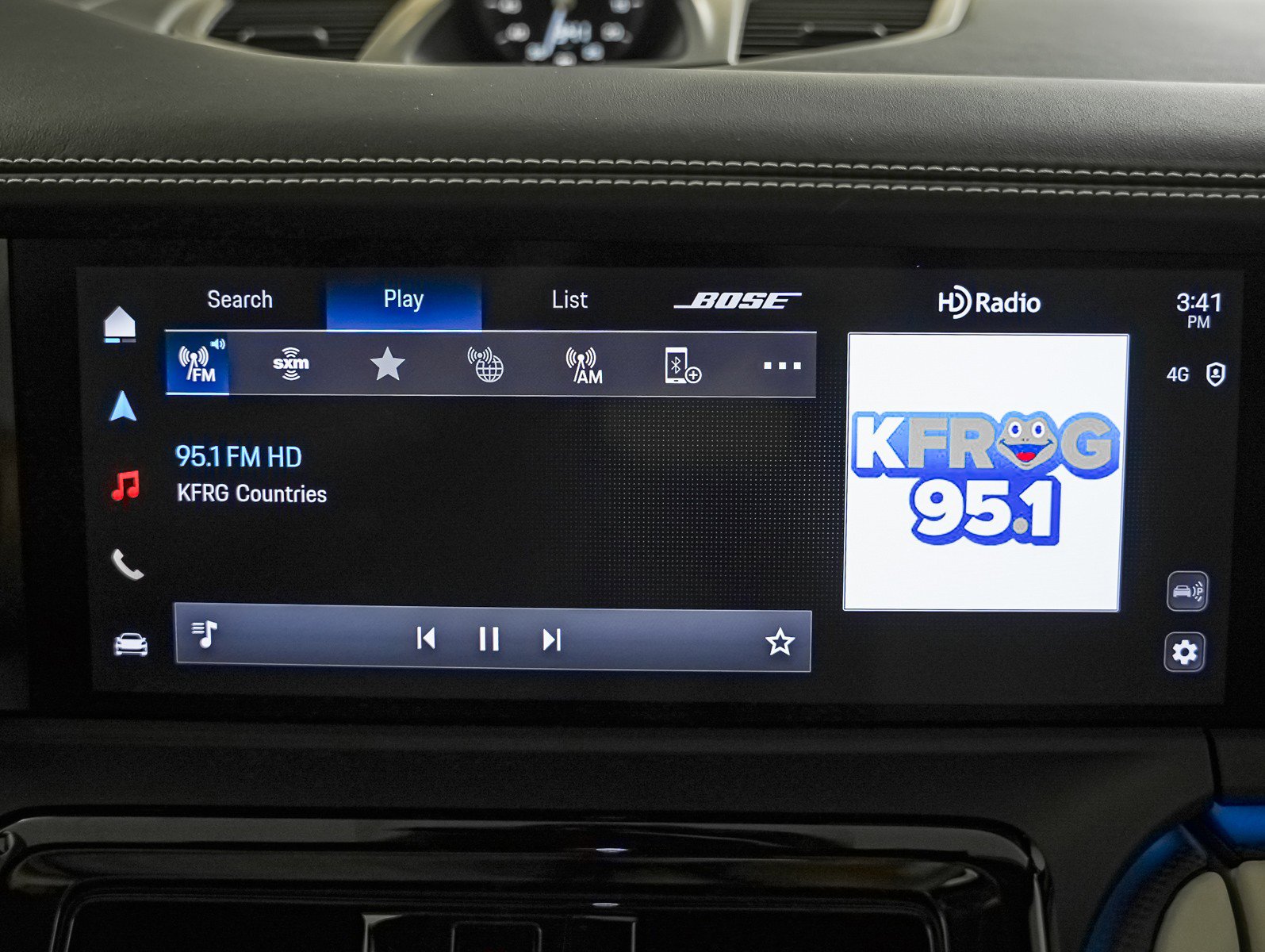 Certified 2025 Porsche Panamera 4S w/ Premium Package image 21