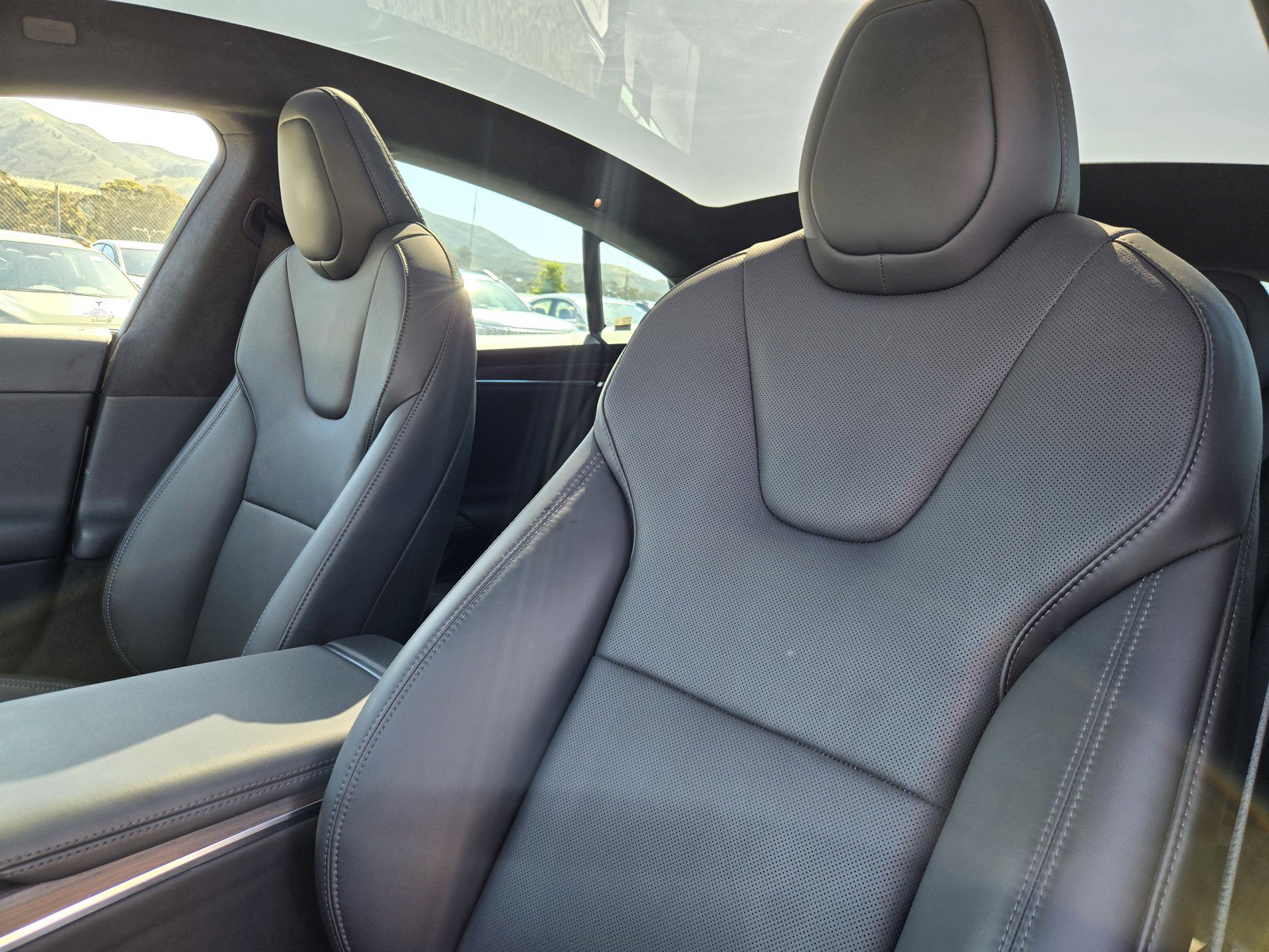 Used 2023 Tesla Model S AWD/4WD image 13