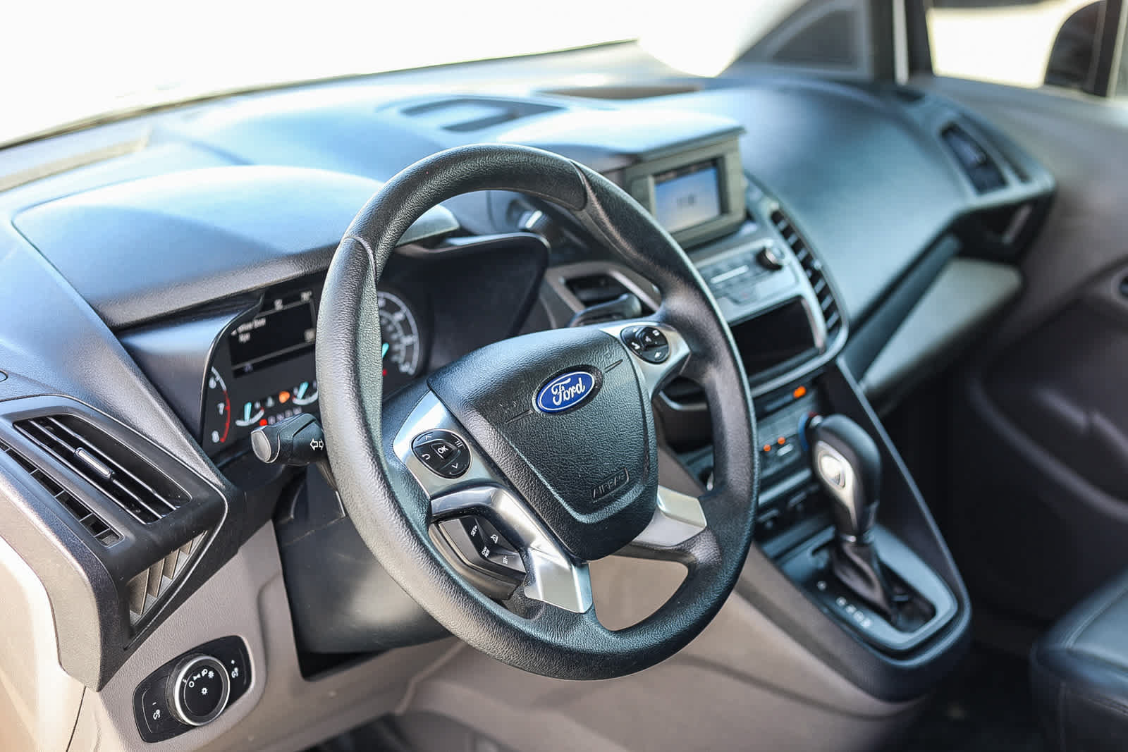Used 2021 Ford Transit Connect XL FWD image 12