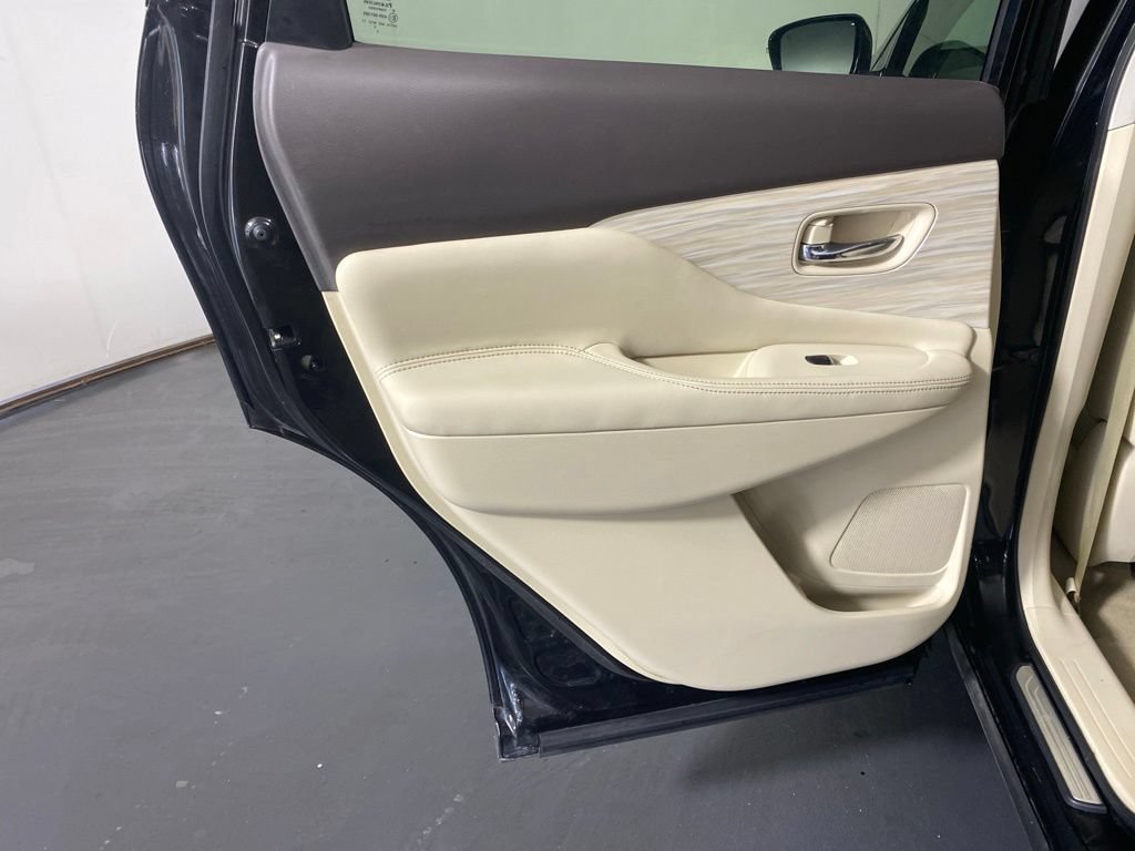 Used 2015 Nissan Murano Platinum w/ Platinum Technology Package AWD/4WD image 26