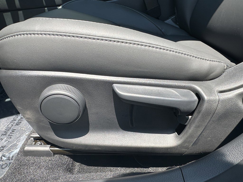 New 2025 MAZDA CX-30 AWD 2.5 S w/ Select Sport Pkg image 16