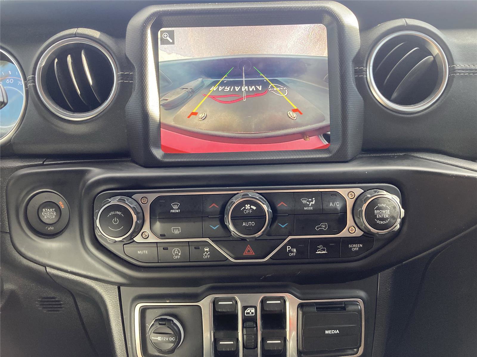 Used 2020 Jeep Gladiator Overland w/ Popular Equipment Package image 15