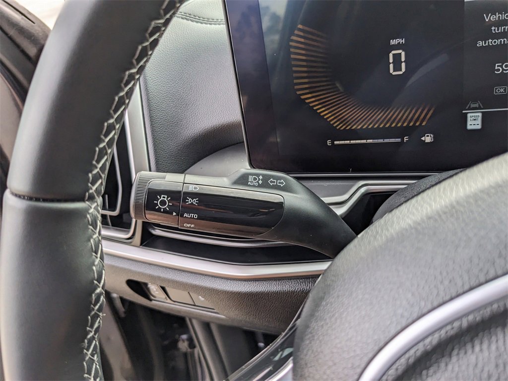 Certified 2025 Kia Sorento S w/ Panoramic Sunroof Package image 34