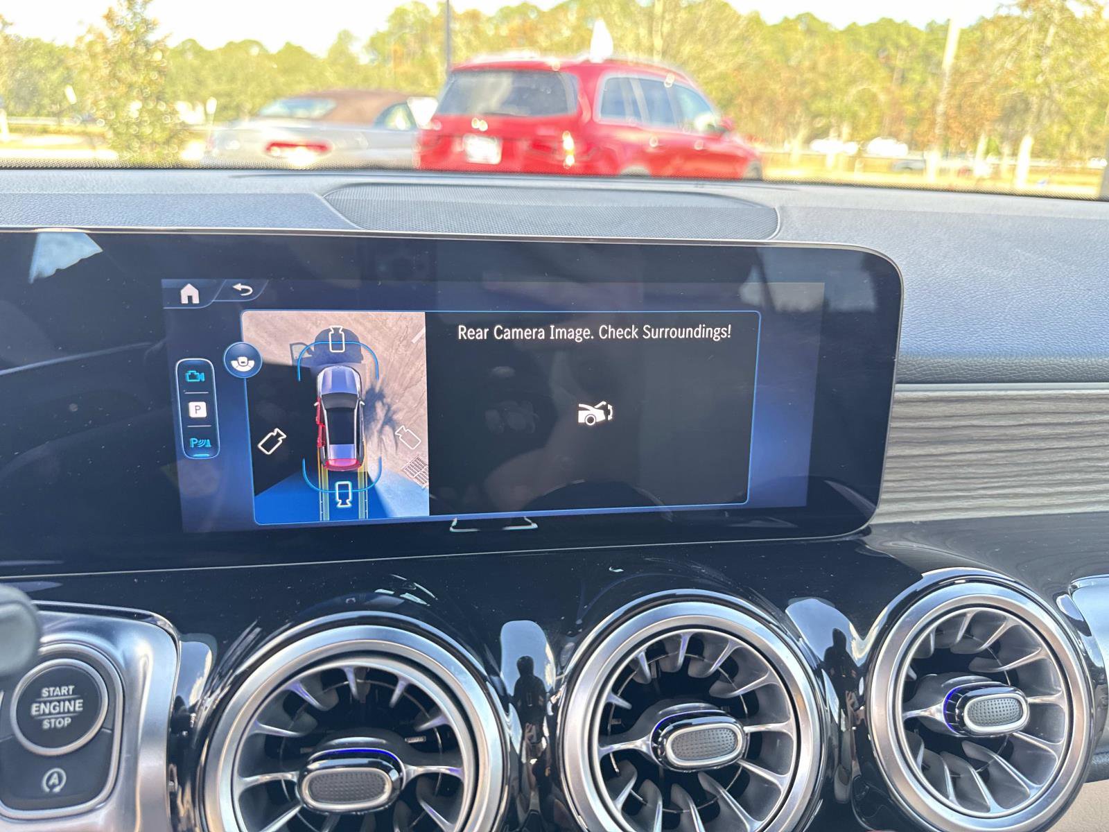 Used 2025 Mercedes-Benz GLB 250 GLB 250 image 26