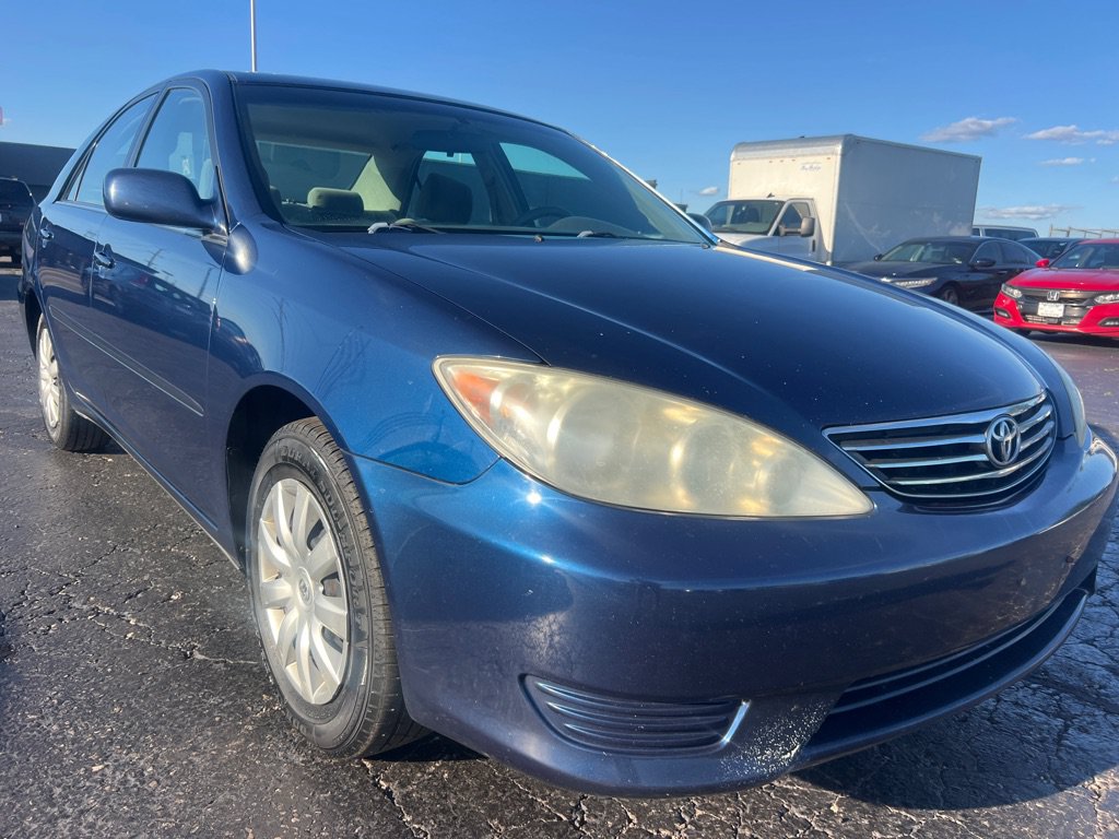 Used 2006 Toyota Camry LE FWD image 1