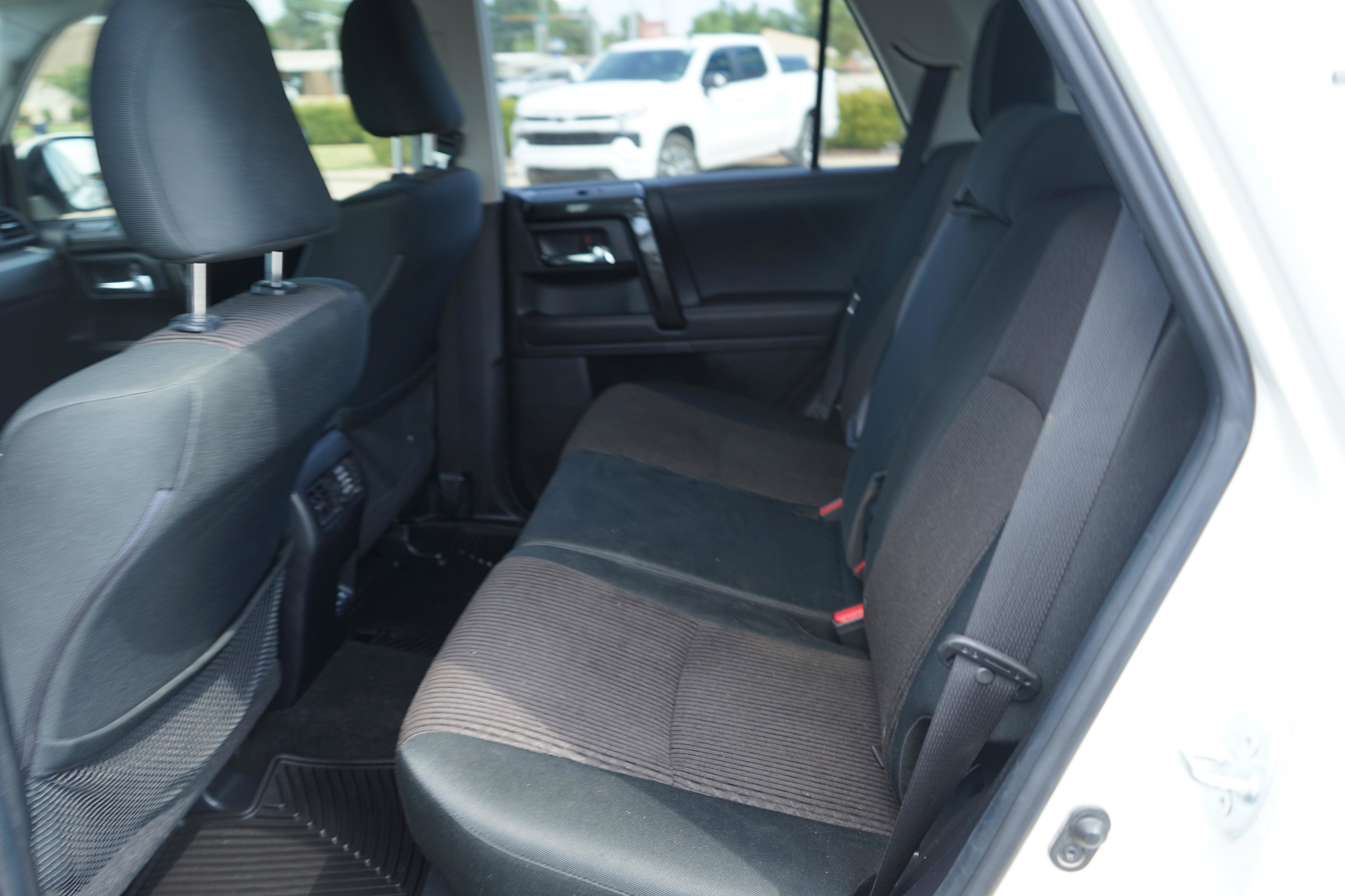 Used 2021 Toyota 4Runner TRD Off-Road AWD/4WD image 19