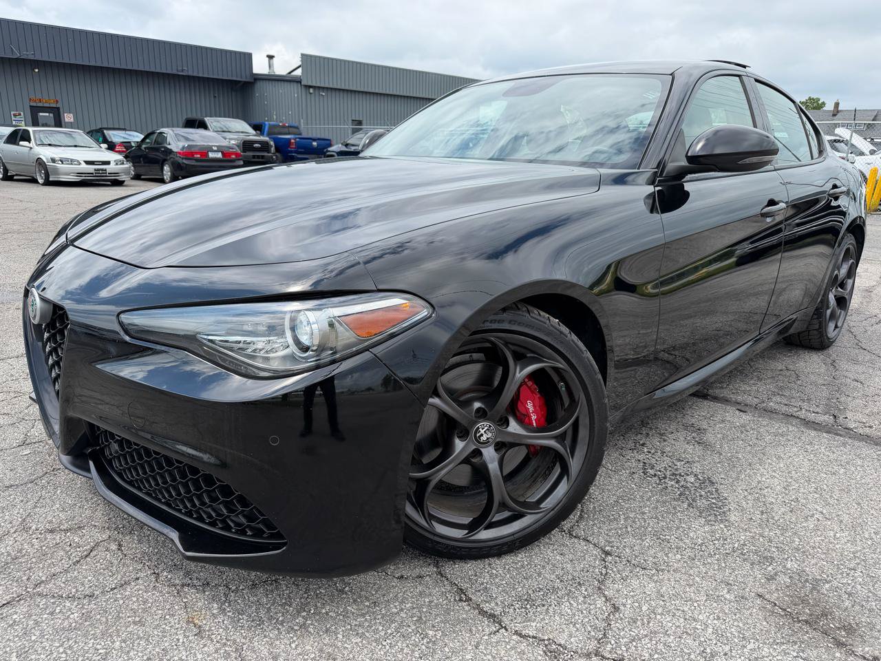 Used 2018 Alfa Romeo Giulia Ti Sport w/ Quick Order Package 22U Sport RWD image 3
