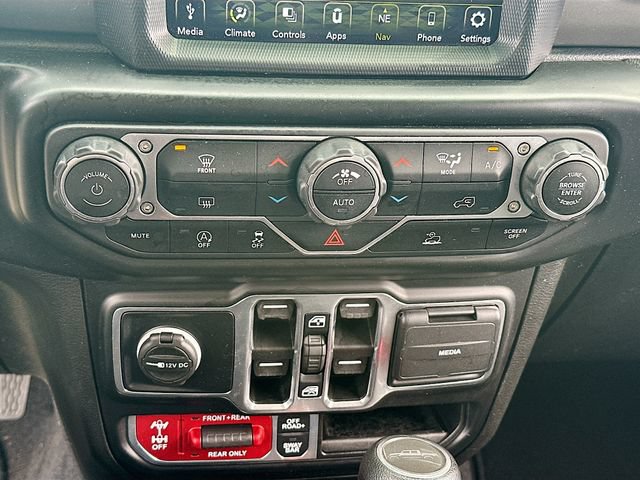 Used 2021 Jeep Gladiator Rubicon AWD/4WD image 17