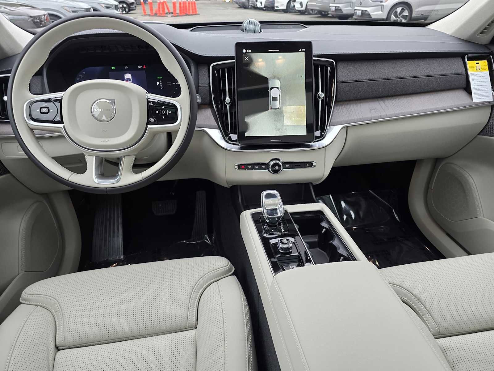 New 2026 Volvo XC90 T8 Ultra w/ Lounge Package image 19