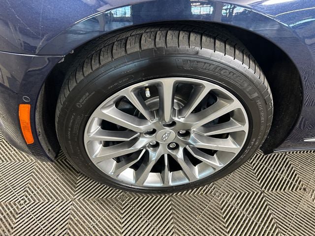 Used 2017 Cadillac CT6 Luxury AWD/4WD image 10
