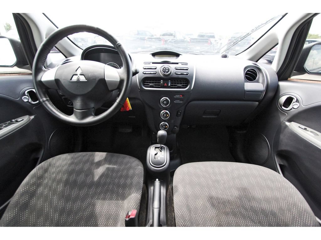 Used 2016 Mitsubishi i ES RWD image 10