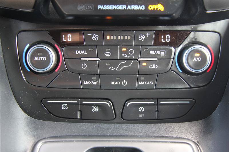 Used 2023 Ford Transit Connect XL FWD image 33